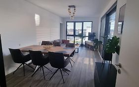 Stilvoll Und Modern